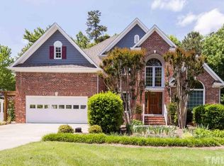 102 Barthel Dr, Cary, NC 27513