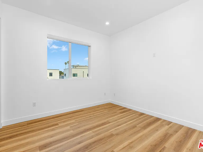 5225 W 20th St #1/4 — Photo 14