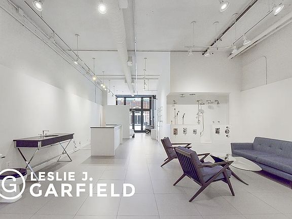 4th image of 134 W 18th St