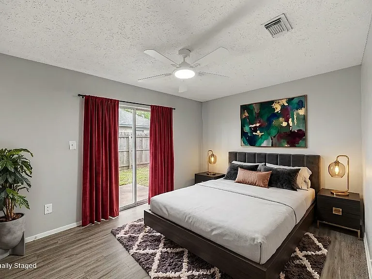 10066 Sharpton Dr — Photo 3