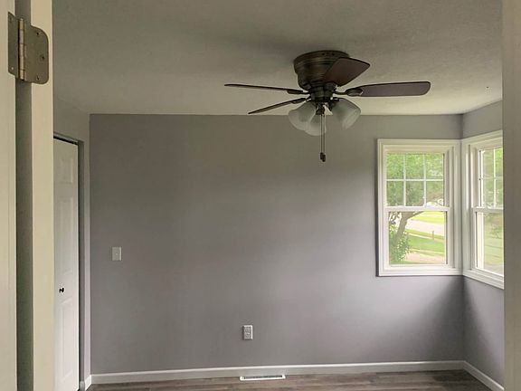4th image of 2109 Morse Ave