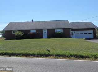 1758 Gabler Rd, Chambersburg, PA 17201