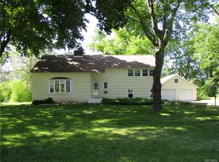 775 Upper Mountain Rd, Lewiston, NY 14092