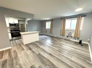 222 Saint Clair St #107, Chatham Kent, ON N7L 3J7