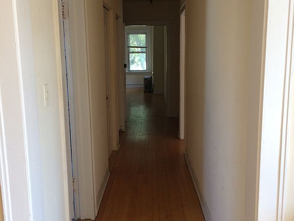 5th image of 5720 N Wayne Ave APT 2