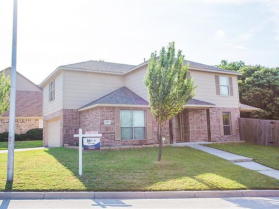 3rd image of 10214 Holly Grove Dr