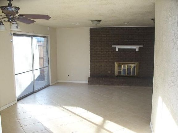 4th image of 9912 Essex Ave