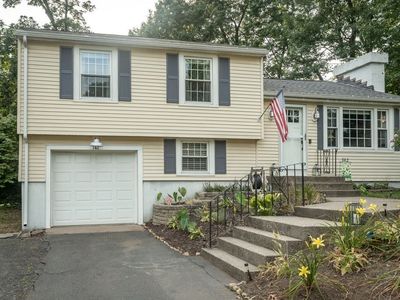142 Western Cir, Westfield, MA, 01085
