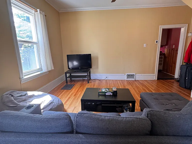 60 Herridge St — Photo 7
