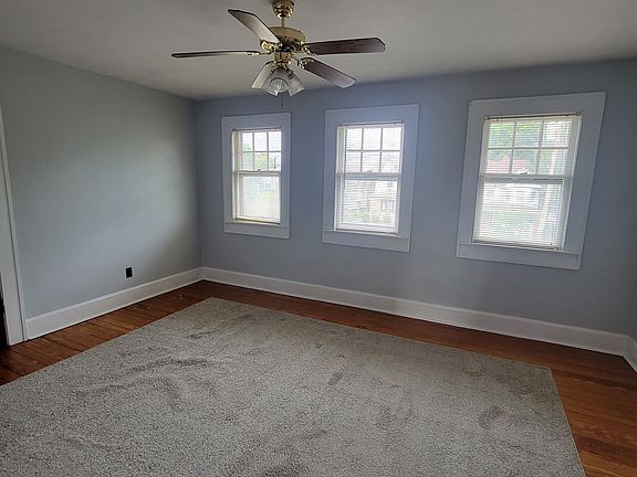 3rd image of 1809 Highland Ave APT 2
