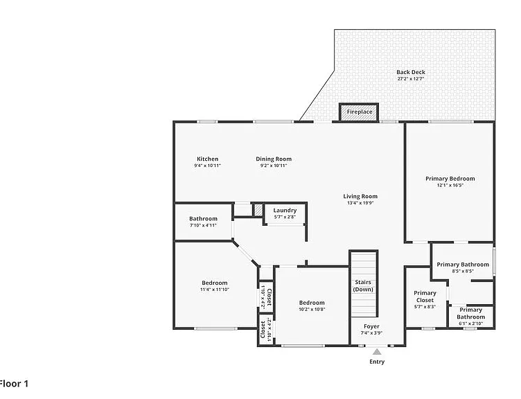 1126 Poplar Hollow Rd — Photo 2