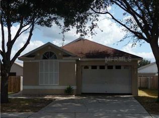 1352 Dew Bloom Rd, Valrico, FL 33594