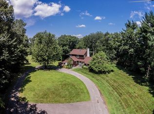 260 Amherst Rd, South Hadley, MA 01075