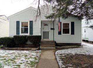 5125 8th Ave, Moline, IL 61265