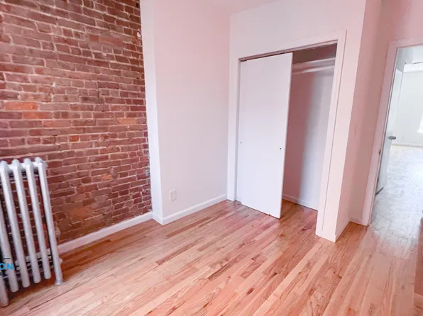 829 Ninth Avenue image 5 of 6