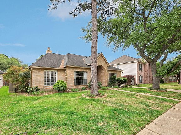 3rd image of 15407 Copper Branch Lane
