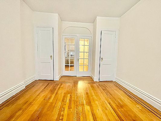 1st image of 346 E 58th St #5A