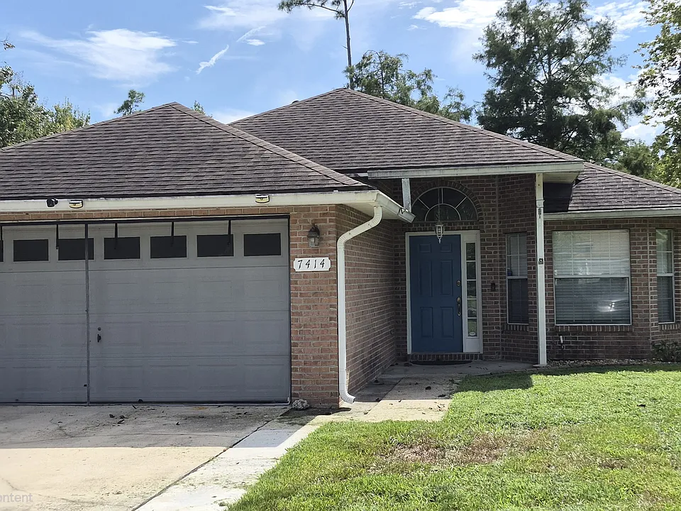 7414 Carriage Side Ct