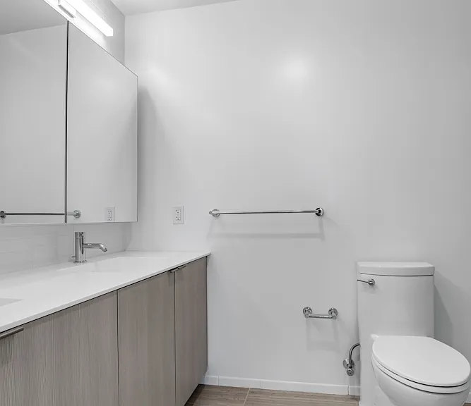 2922 Northern Blvd #603 — Photo 9