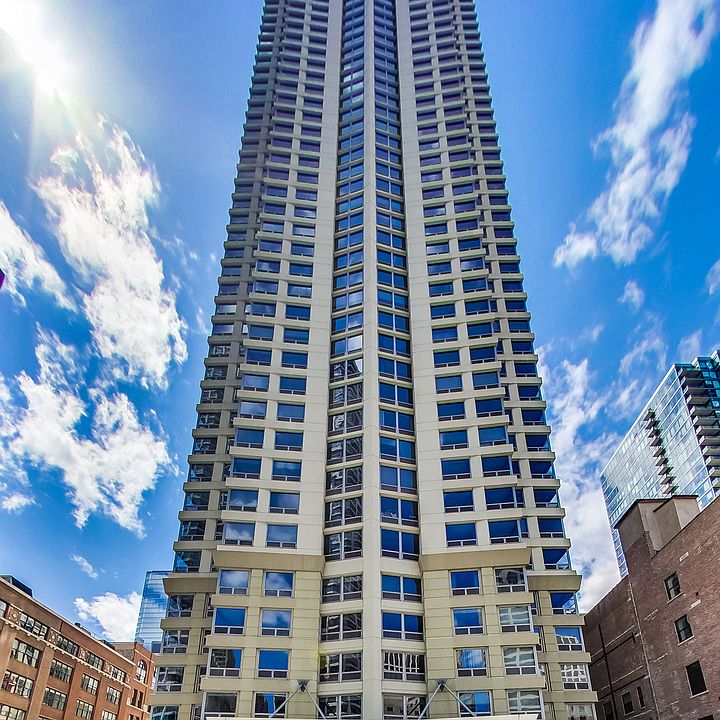 1st image of 440 N Wabash Ave APT 4405