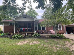 3 Hays St, Rural Ridge, PA 15075