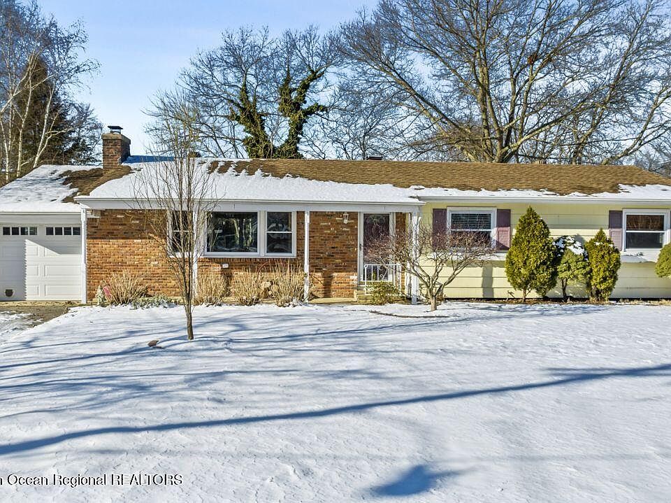 1st image of 1035 Fairview Drive