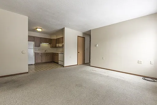 Riverwood Apartments — Photo 3