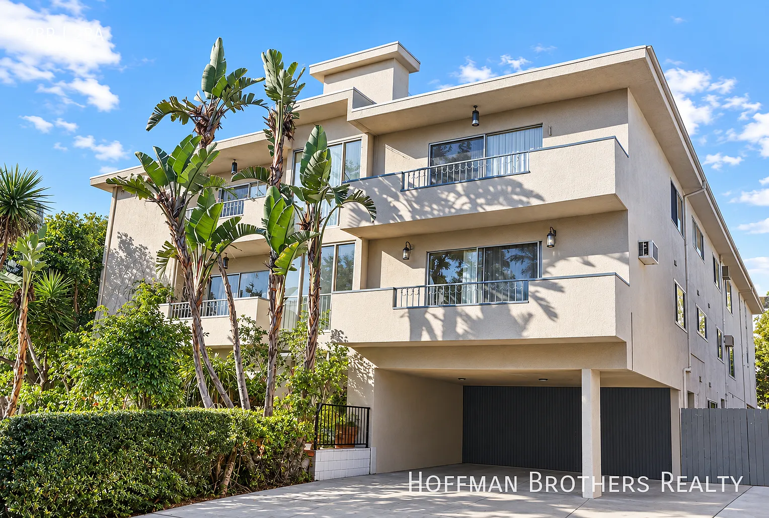 Top-Floor 2-Bedroom With In-Unit Laundry, Ac & Balcony!! — Photo 3