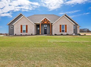 2174 Erwin Rd, Poolville, TX 76487