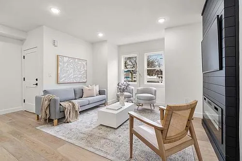 309 Washington St #1 Photo 1