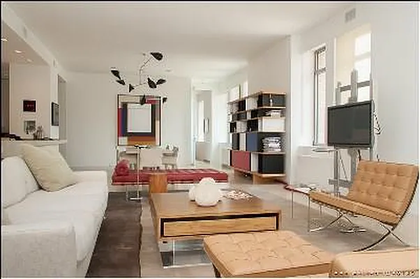 Sold by Bank Neary | media 6