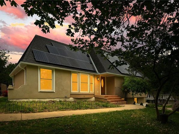 3621 N Walnut St, Kansas City, MO 64116