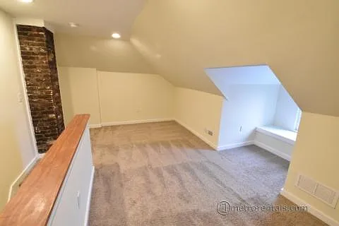 172 N Washington St — Photo 18