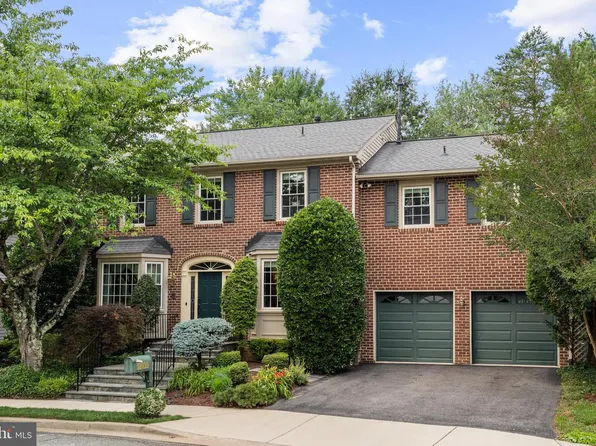 12035 Montrose Village Ter, Rockville, MD 20852
