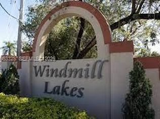 433 SW 86th Ave APT 108, Hollywood, FL 33025