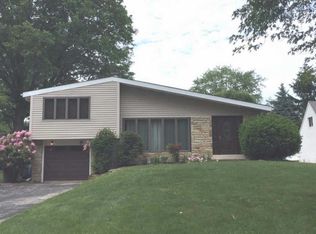 1641 Thayer Dr, Blue Bell, PA 19422