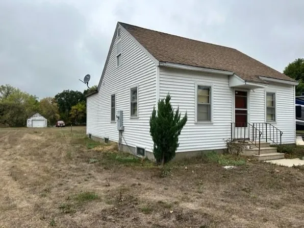 26421 540th Ave, Lansing, MN 55950