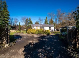 10650 Main St, Potter Valley, CA 95469