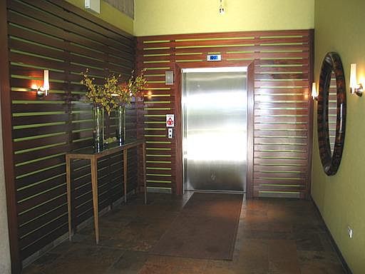 4th image of 1070 W 15th St Unit 208