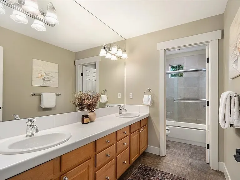 6614 Lake Washington Blvd SE — Photo 7