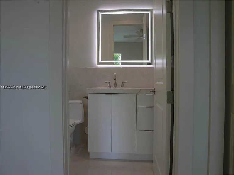 8410 SW 65th Ave — Photo 51