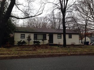 1063 Royal Ave, Franklinville, NJ 08322