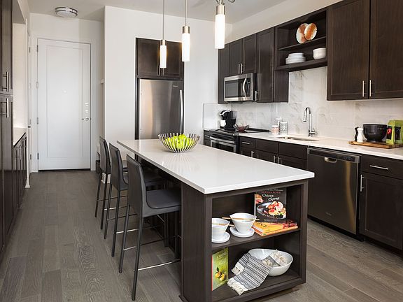 5th image of 3200 McKinney Ave #7734316