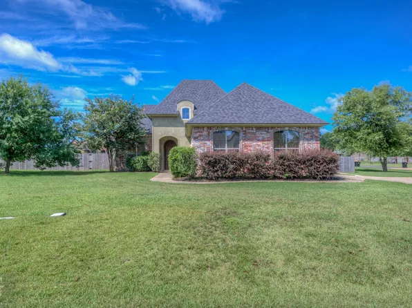 521 Pebble Dr, Haughton, LA 71037