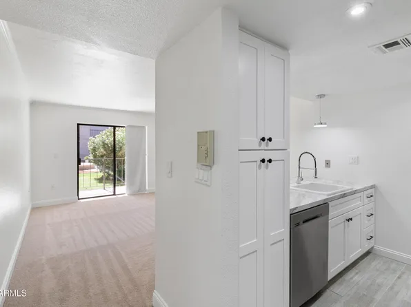 3033 E DEVONSHIRE Avenue #1016, Phoenix, AZ 85016