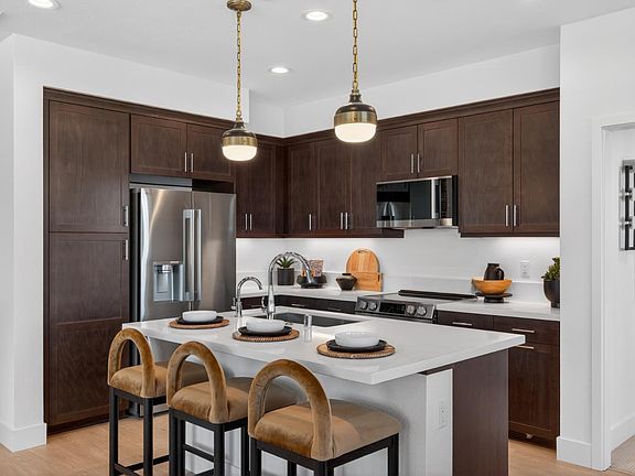 5th image of 3084 Shumard Street