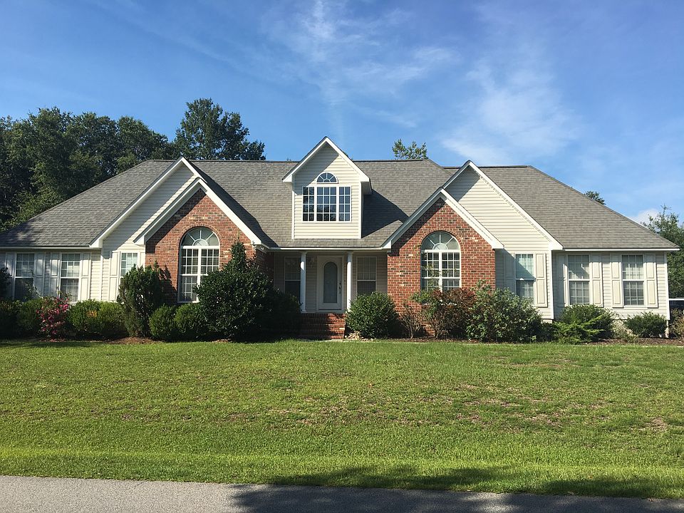 1st image of 105 Whitewater Cv