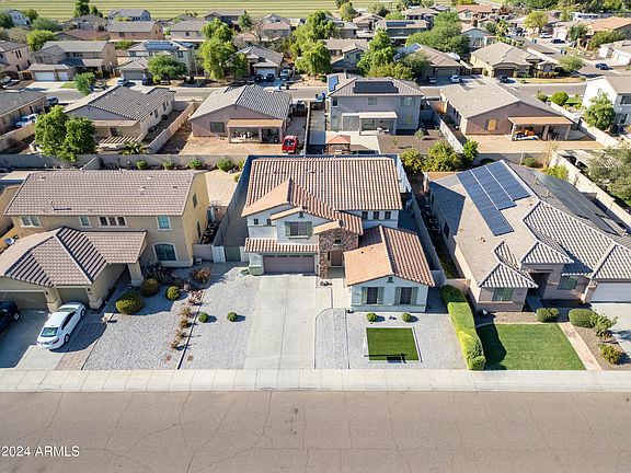 5th image of 6920 W GETTY Drive