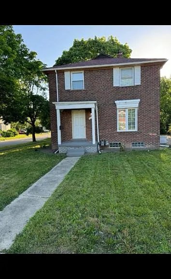 9010 Rutherford St — Photo 1