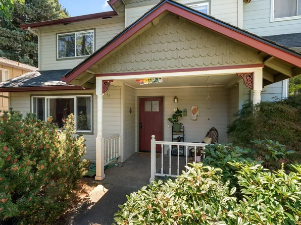 426 Chestnut St, Ashland, OR 97520